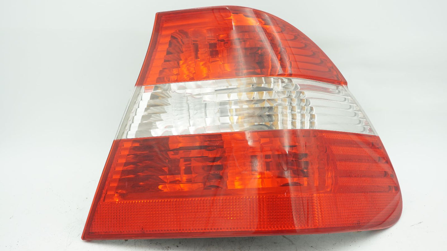 BMW 3 SERIES E46 FACELIFT RIGHT TAIL LIGHT