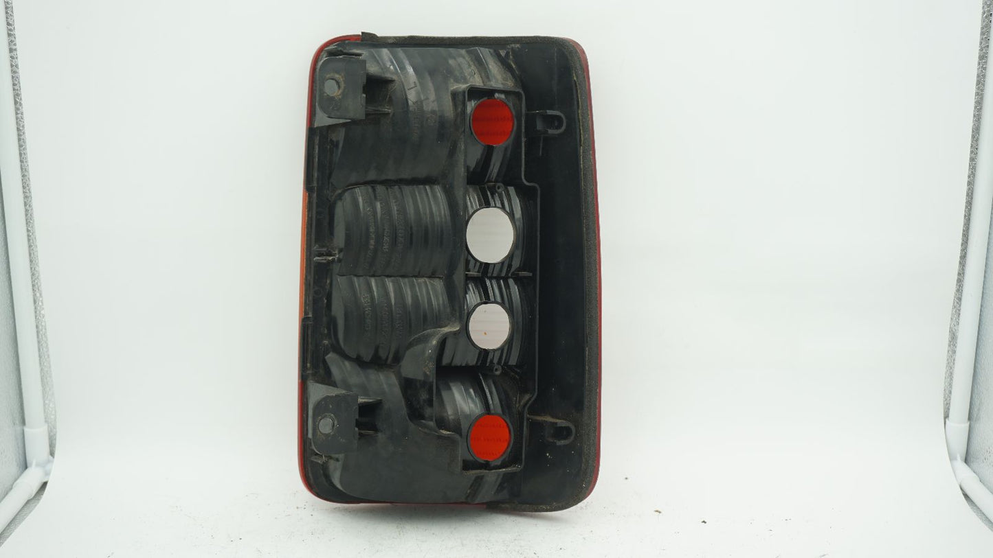 VW CADDY LEFT TAIL LIGHT LAMP