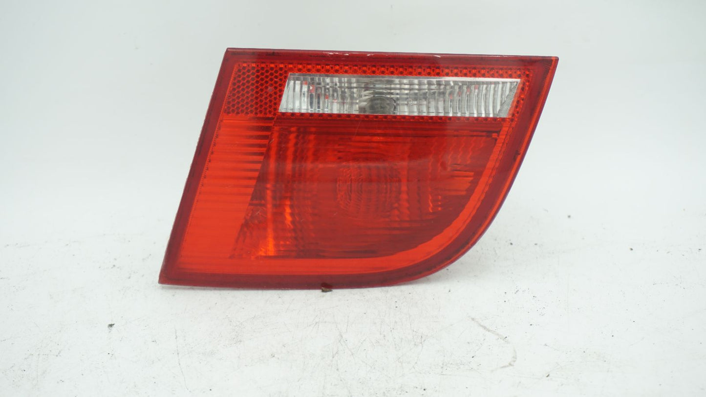 AUDI A3 8P HATCHBACK INNER RIGHT TAIL LIGHT 8P4945094B