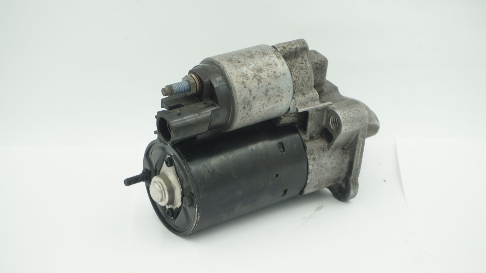 AUDI A4 B7 2.0T STARTER MOTOR 06B911023A