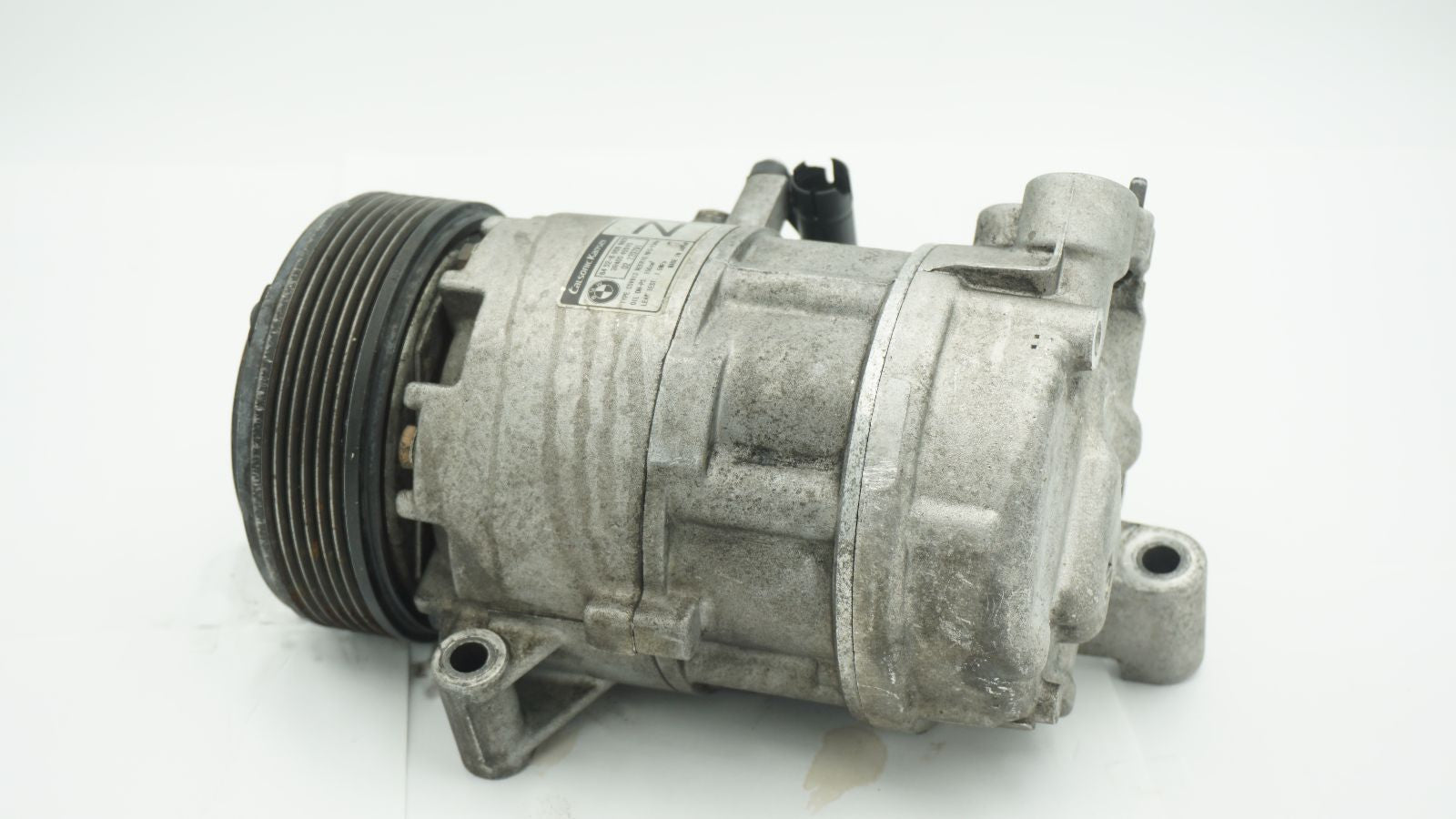 BMW 3 SERIES E46 A/C COMPRESSOR 6908660