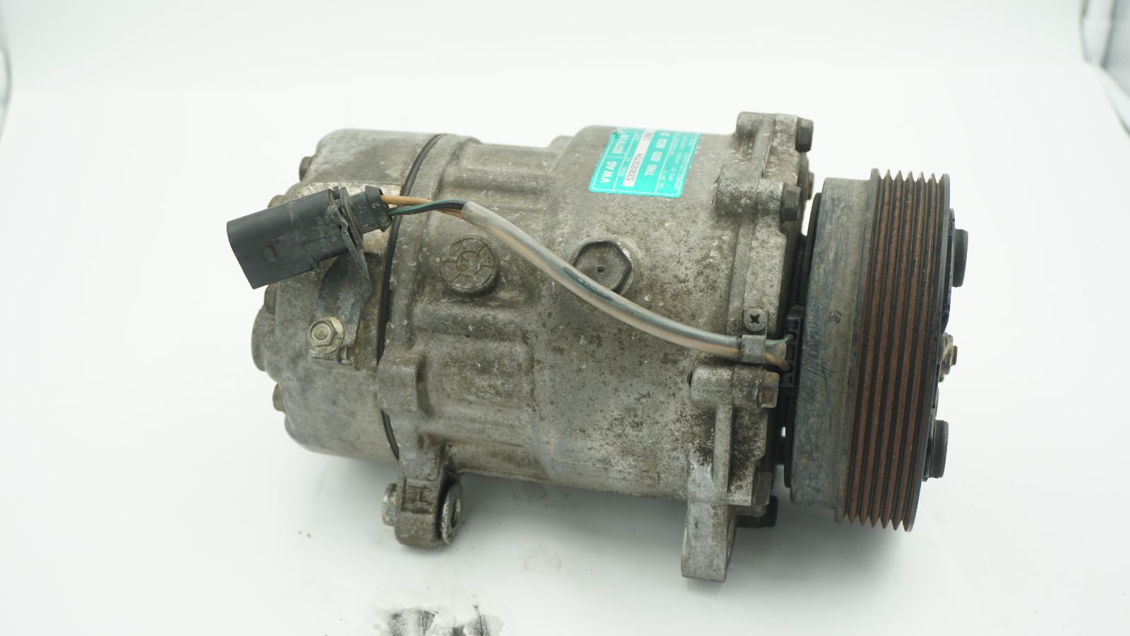 VW CADDY TRANSPORTER 1.9TDI A/C COMPRESSOR 7H0820803D