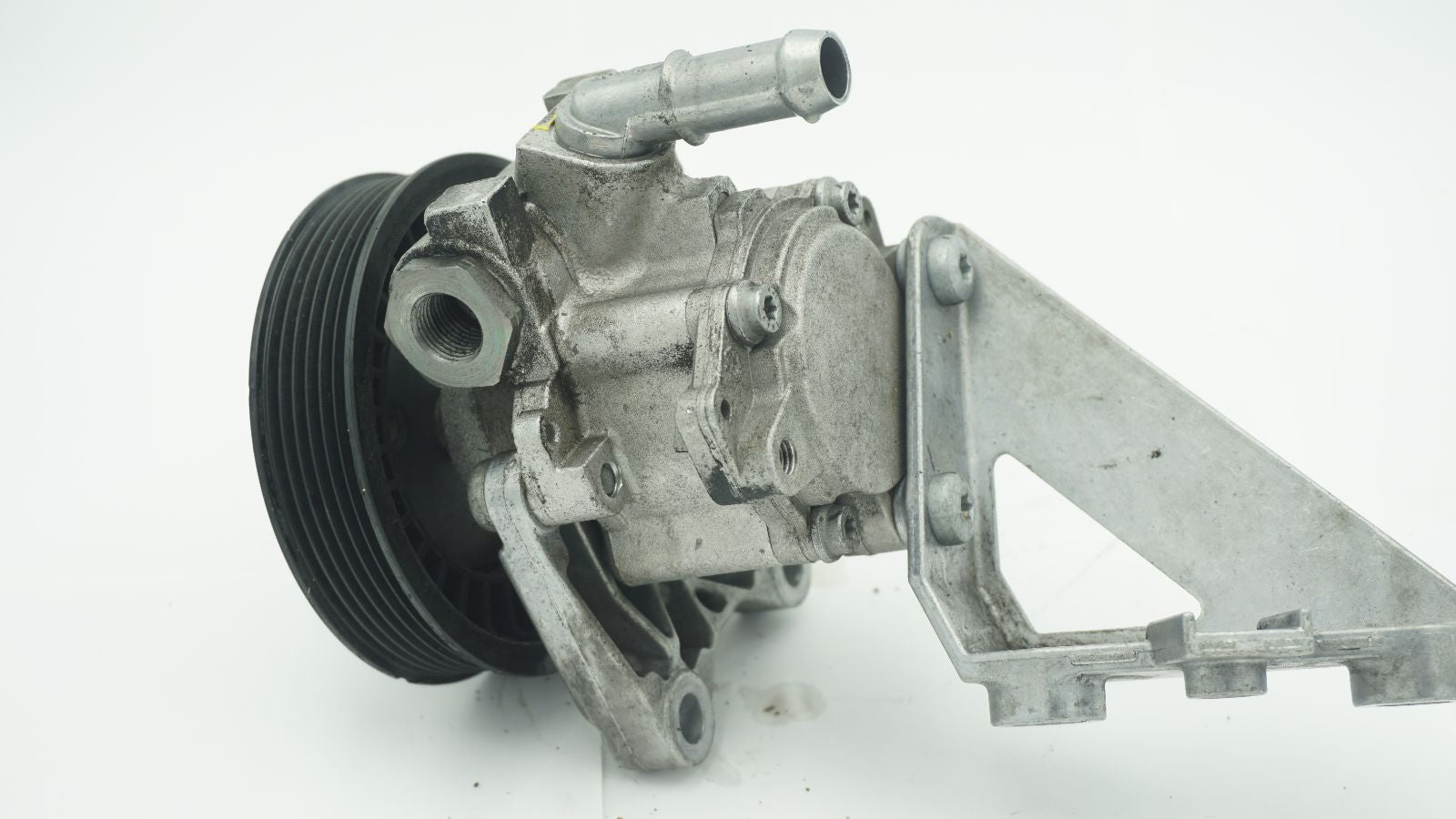 BMW 1 3 5 X SERIES N52 N52N 2.5L 3.0L POWER STEERING PUMP