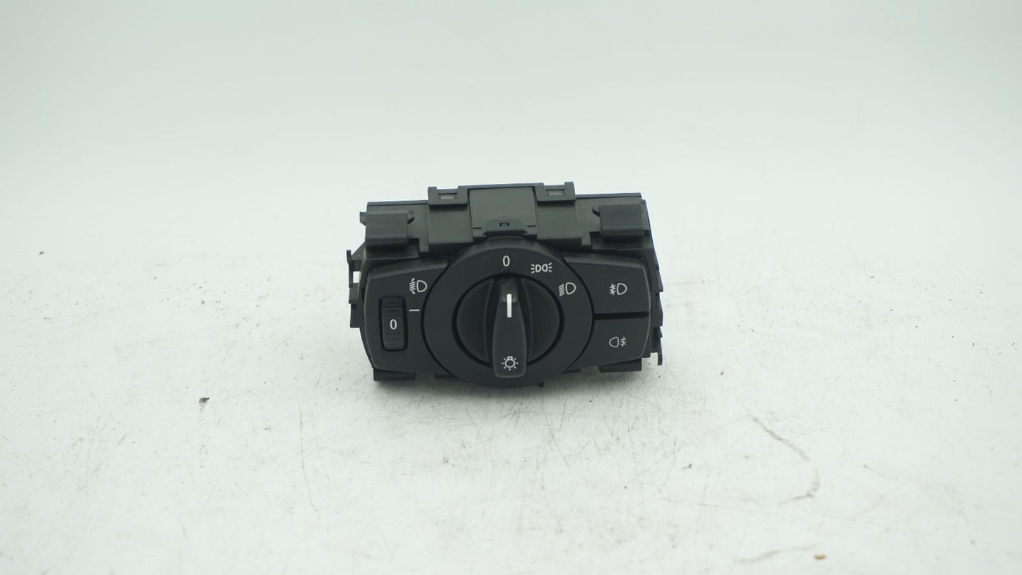 BMW 1 SERIES E82 E87 E88 HEADLIGHT SWITCH 6932794