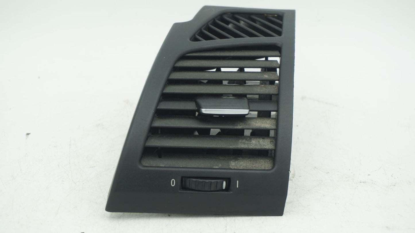 BMW 1 SERIES E82 E87 E88 LEFT PASSENGER AIR VENT