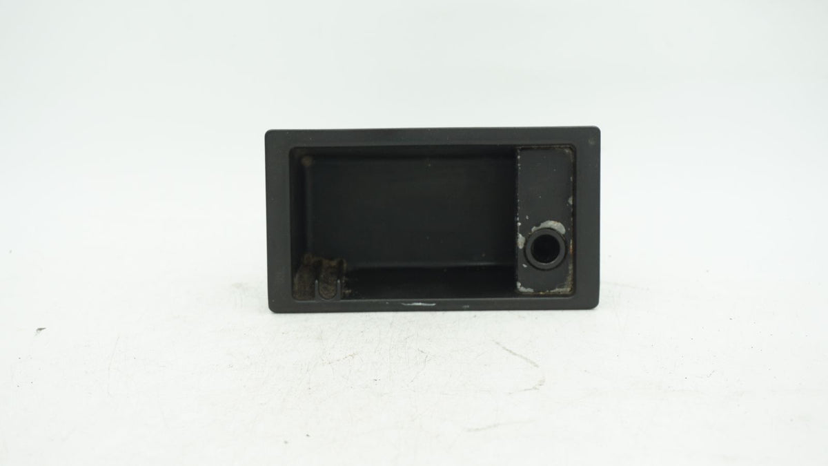 BMW 3 SERIES E46 ASHTRAY 8225529