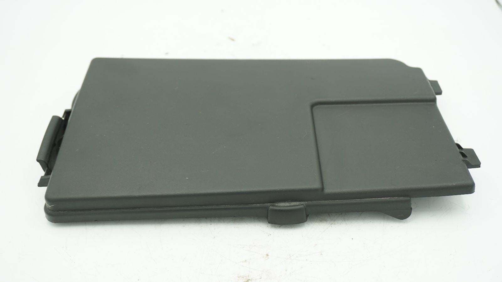 AUDI A3 8P BATTERY TRAY COVER LID 1K0915443