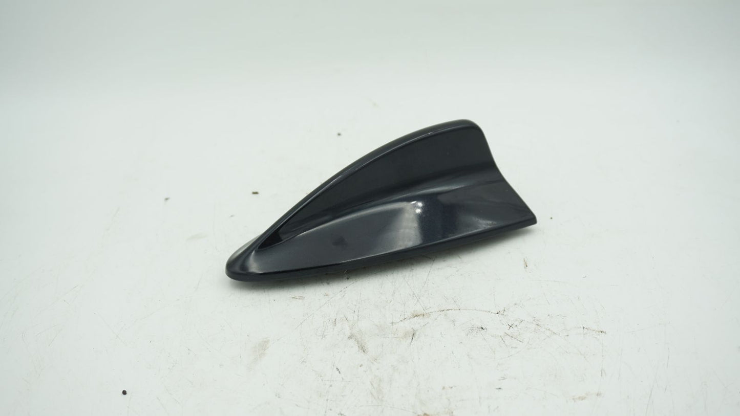 BMW 1 3 SERIES E82 E90 E92 SHARK FIN ANTENNA HOUSING COVER 6982106