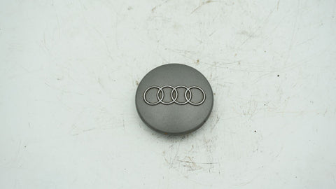 AUDI A3 A4 A6 TT WHEEL HUB CENTRE CAP 8D0601170