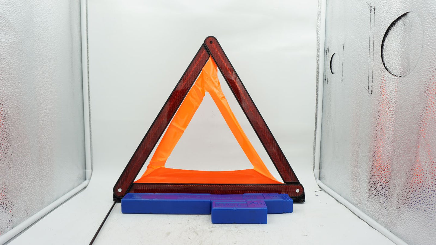 BMW 1 SERIES SAFETY TRIANGLE EMERGENCY 6770487