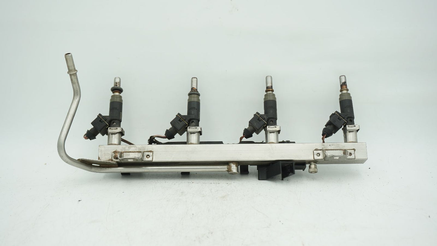 BMW 1 3 X SERIES 2.0L N46 N46N FUEL INJECTORS WITH RAIL