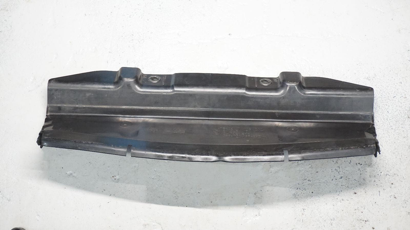 BMW 1 SERIES E82 E87 E88 RADIATOR SEAL COVER UNDERTRAY 7128502