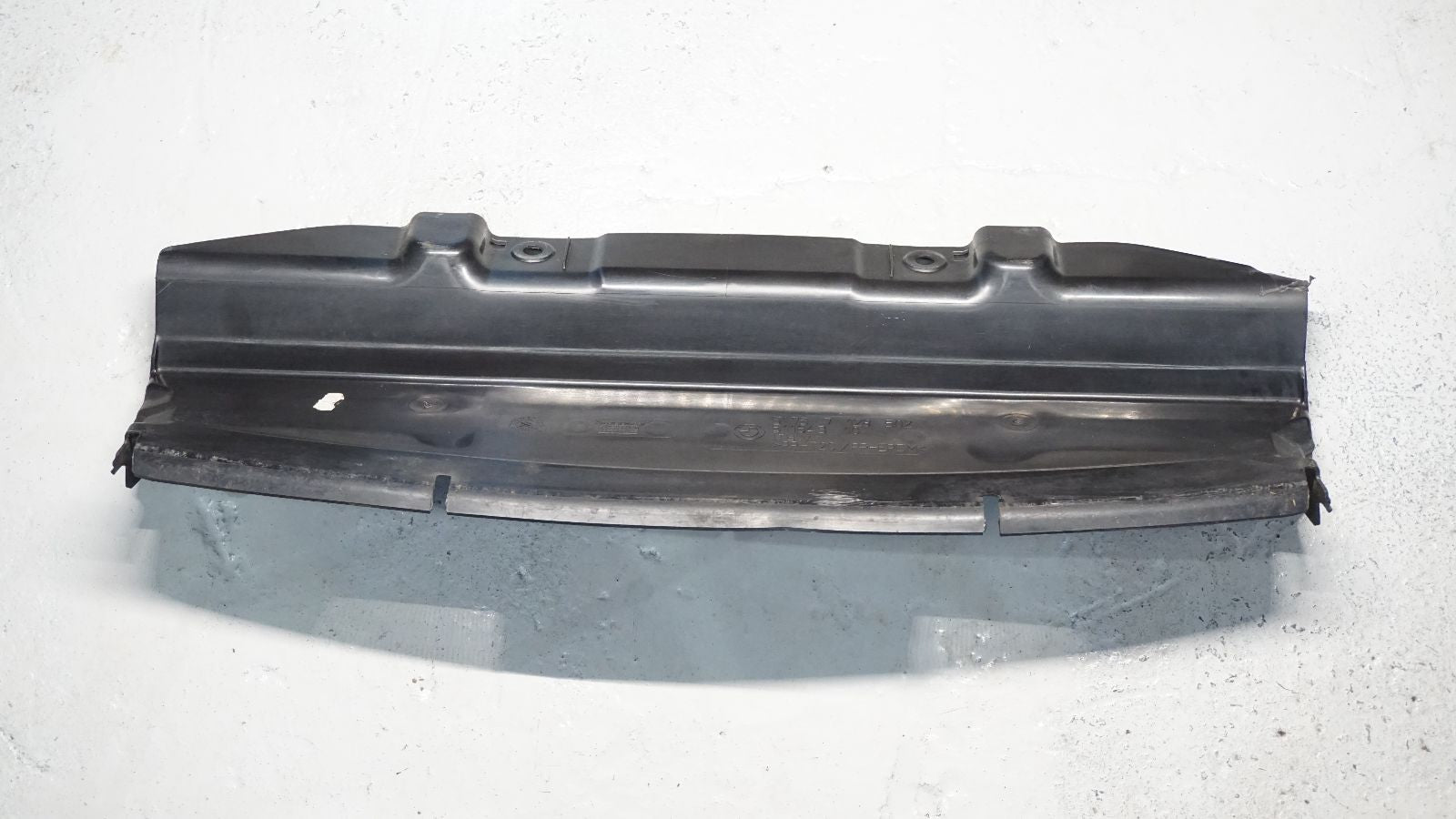 BMW 1 SERIES E82 E87 E88 RADIATOR SEAL COVER UNDERTRAY 7128502