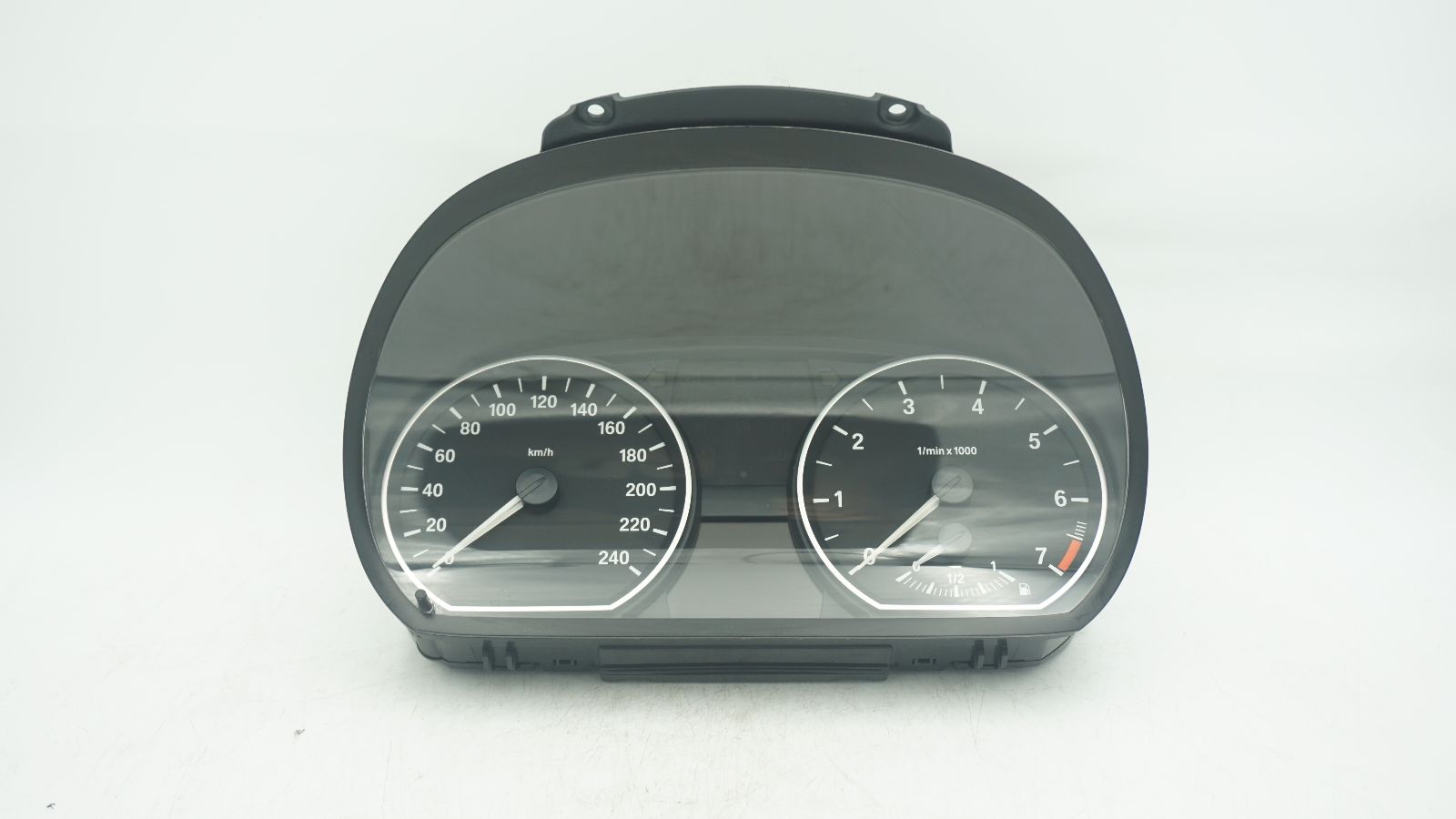 BMW 1 SERIES E82 E87 E88 SPEEDO CLUSTER 4 CYLINDER 9242324