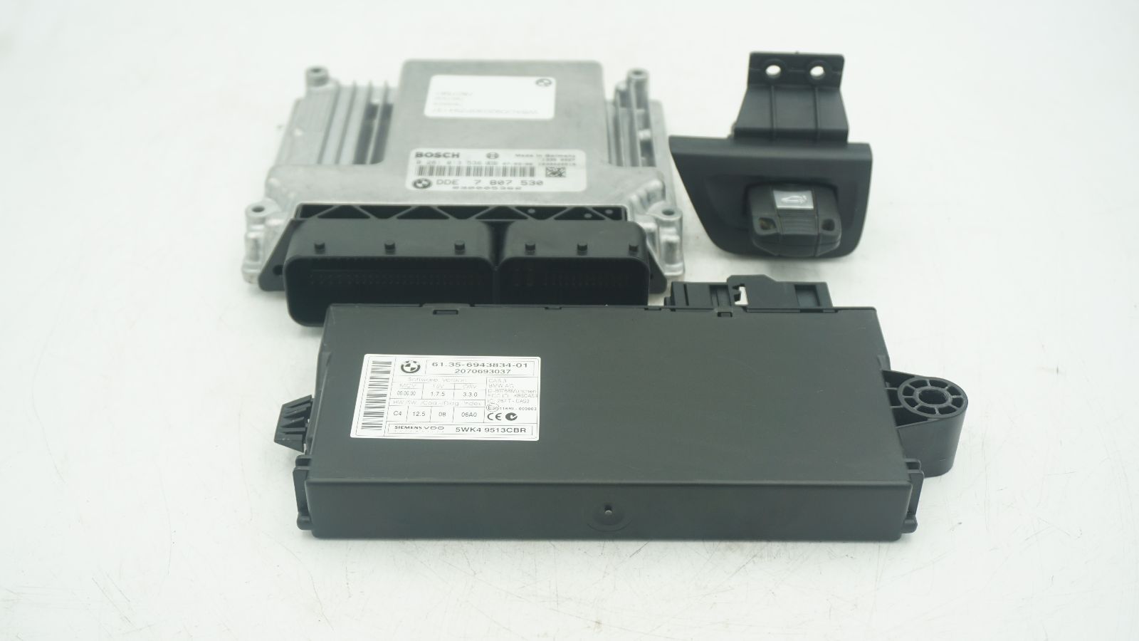 BMW 1 3 5 SERIES LCI E82 E87 E88 E90 N47 2.0 DME ECU CAS AND KEY