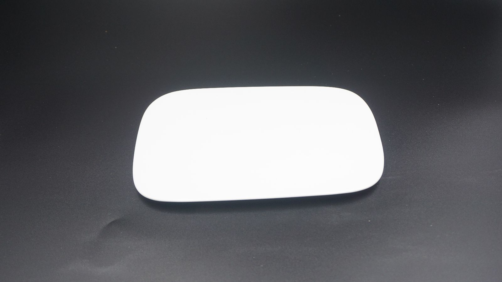 BMW 1 SERIES E82 E88 COUPE FUEL GAS CAP DOOR WHITE