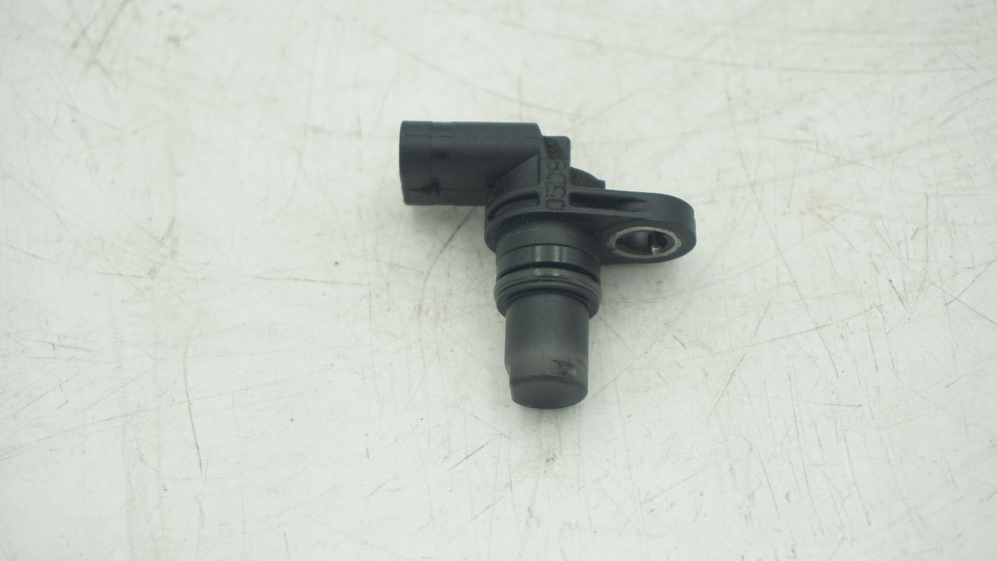 VW AUDI CAMSHAFT POSITION SENSOR 07L905163A