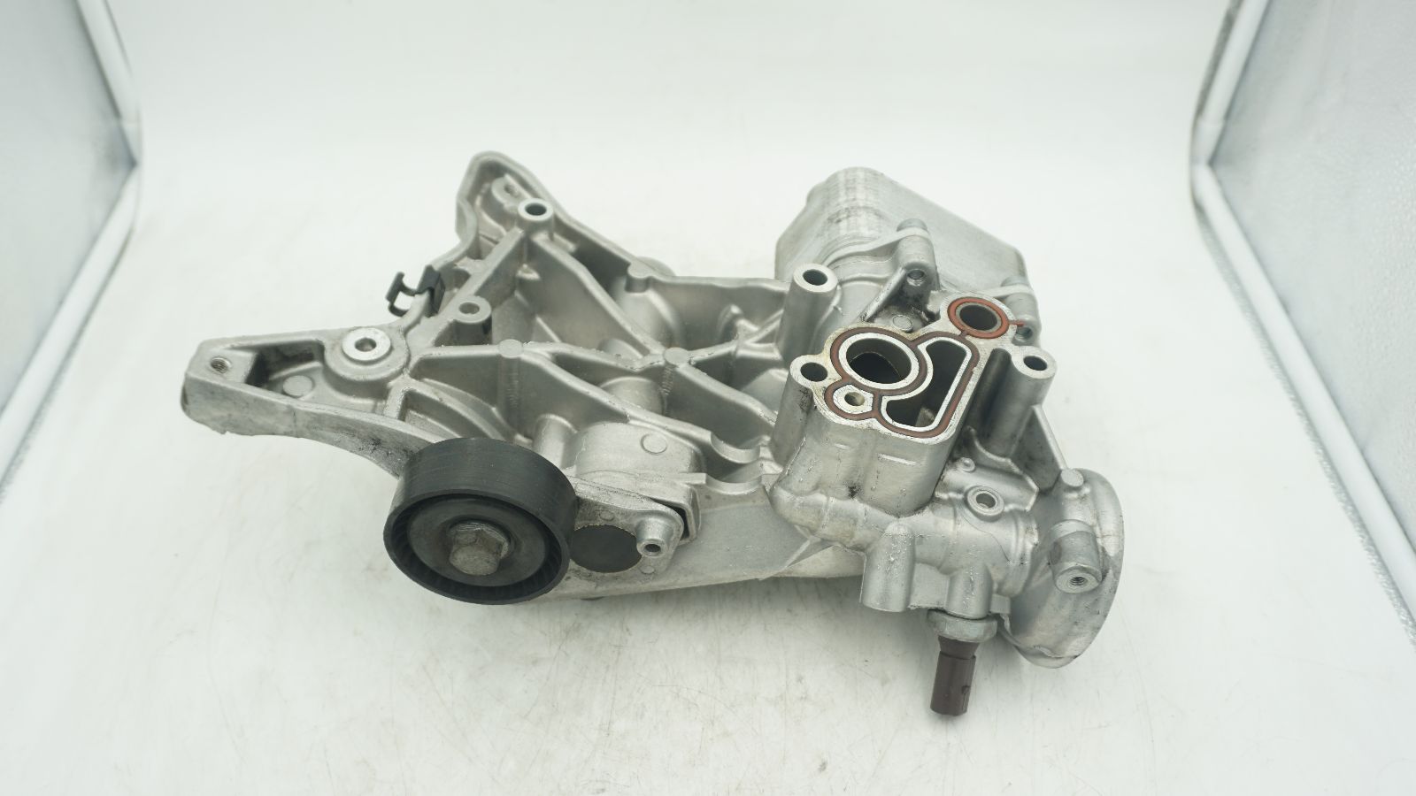 VW AUDI 1.8T 2.0T OIL FILTER HOUSING WITH OIL COOLER AND TENSIONER 06J903143AH