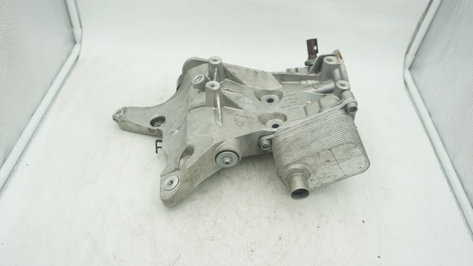 VW AUDI 1.8T 2.0T OIL FILTER HOUSING WITH OIL COOLER AND TENSIONER 06J903143AH