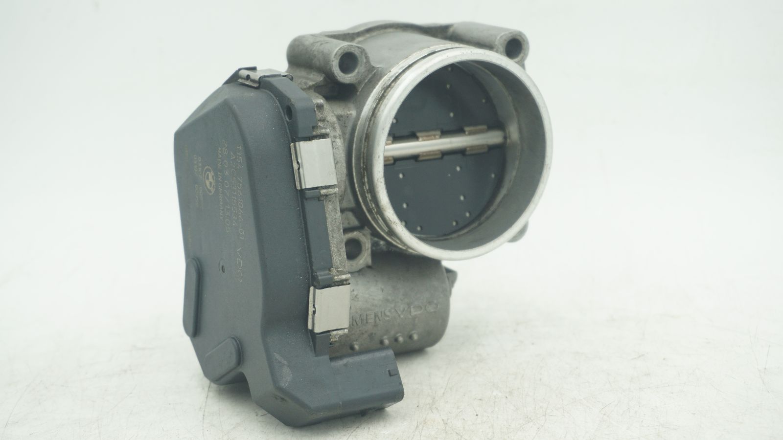 BMW 1 3 X SERIES N46 N46N THROTTLE BODY 7561066