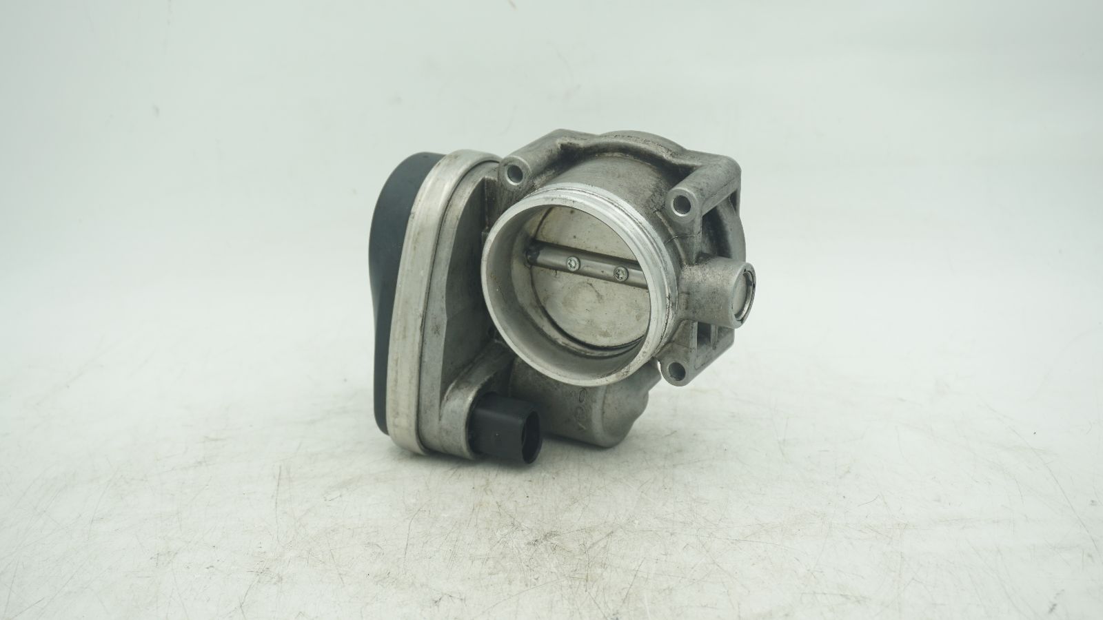 BMW 1 3 X SERIES N46 N46N THROTTLE BODY 1439224