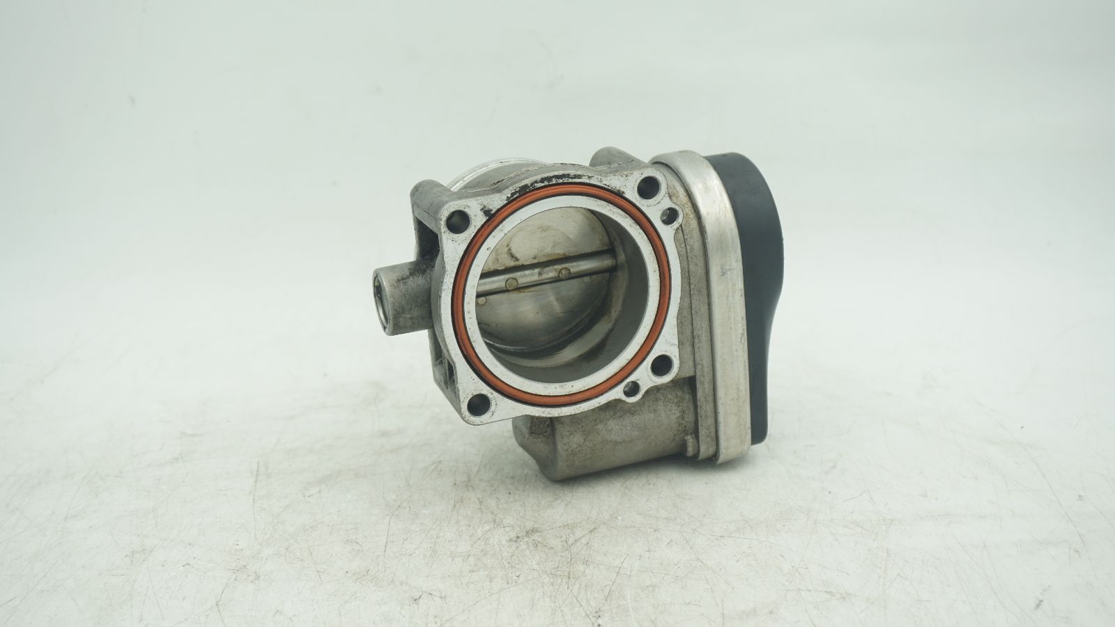 BMW 1 3 X SERIES N46 N46N THROTTLE BODY 1439224