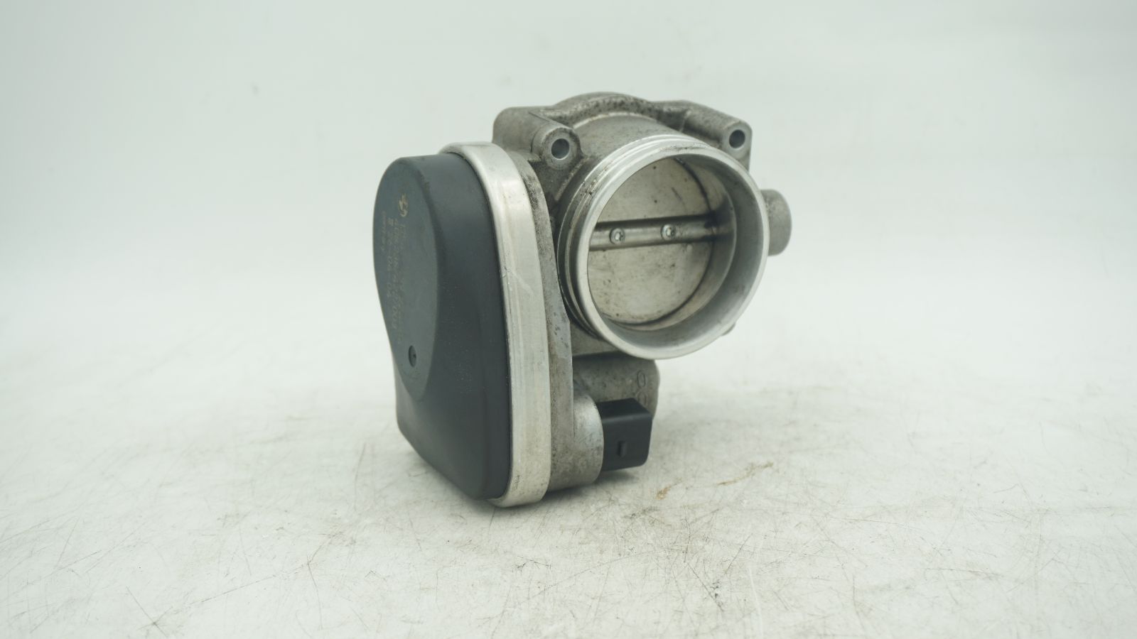 BMW 1 3 X SERIES N46 N46N THROTTLE BODY 1439224