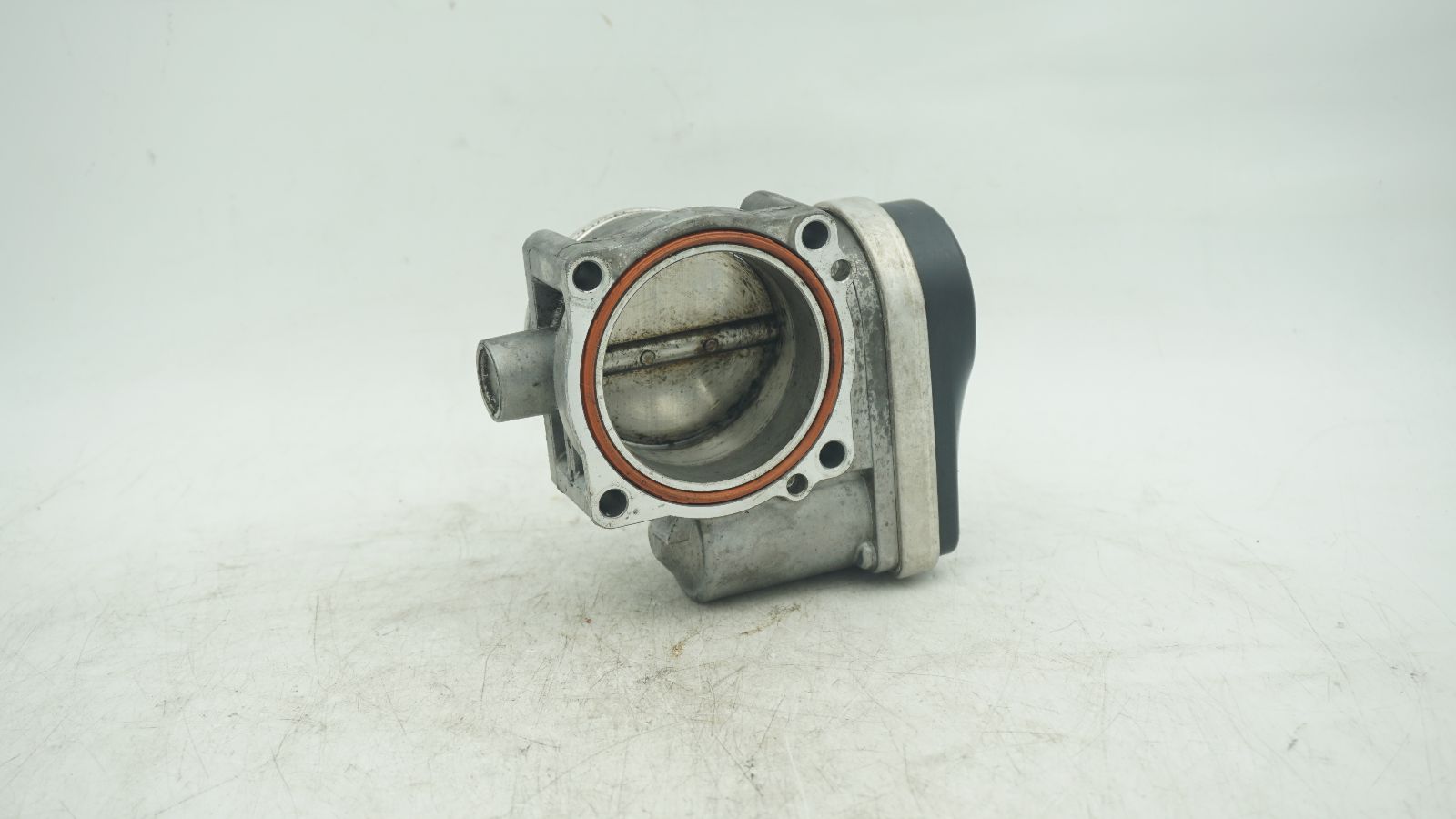 BMW 1 3 X SERIES N46 N46N THROTTLE BODY 1439580