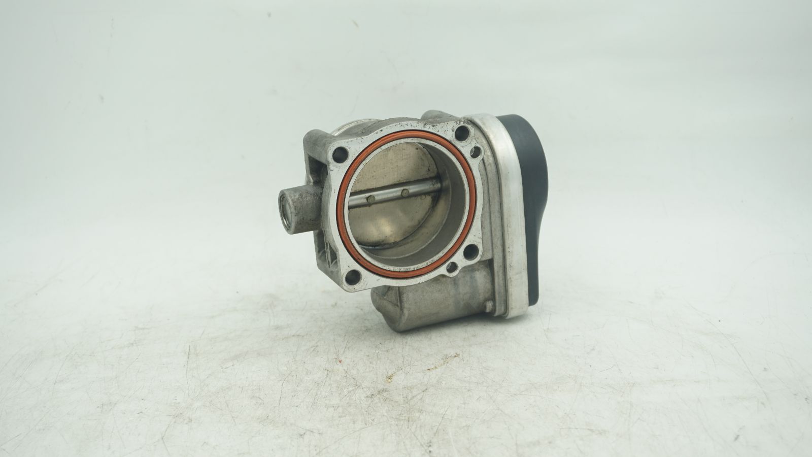 BMW 1 3 X SERIES N46 N46N THROTTLE BODY 1439580