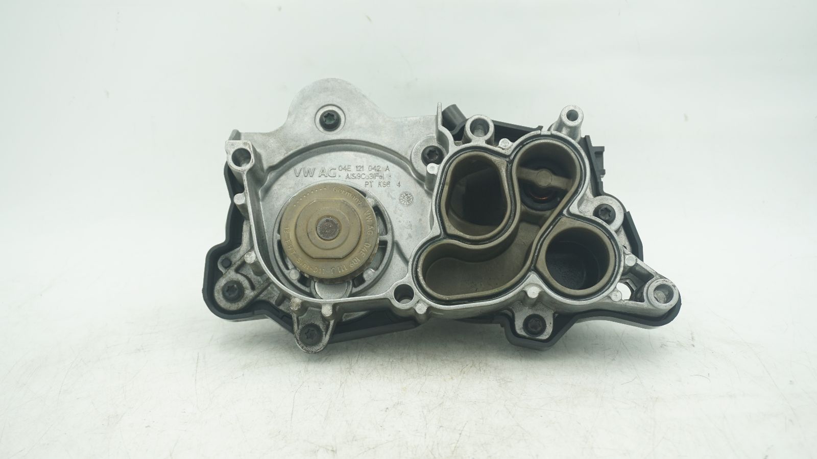 AUDI VW 1.4TSI CXSA CXS WATER PUMP 04E121042