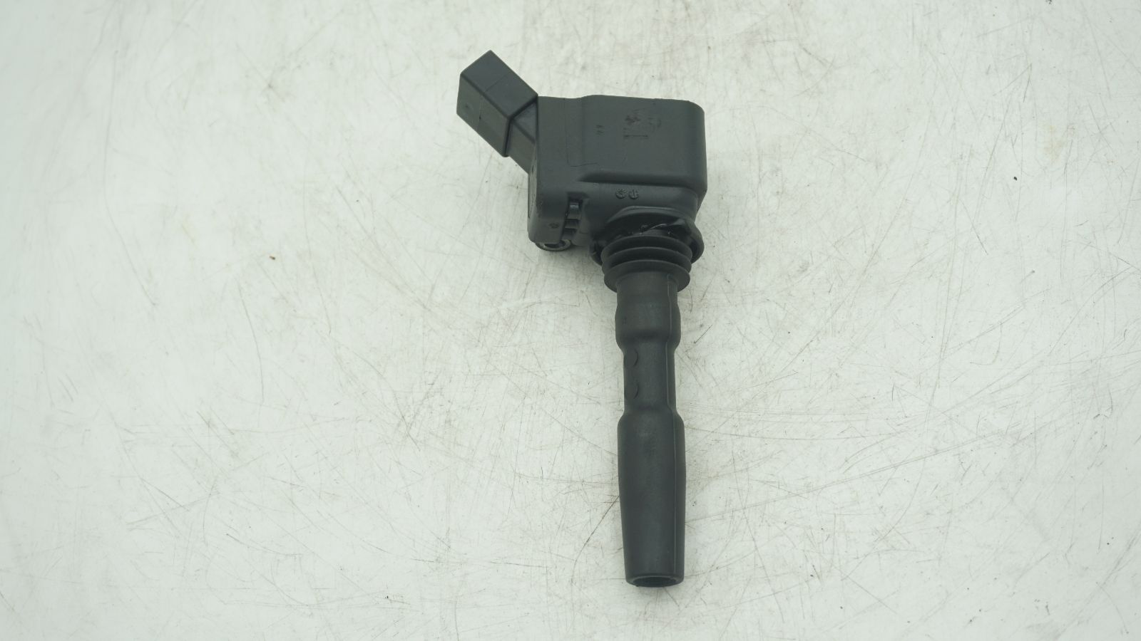 GENUINE VW AUDI BOSCH ELDOR COIL PACK 04E905110B