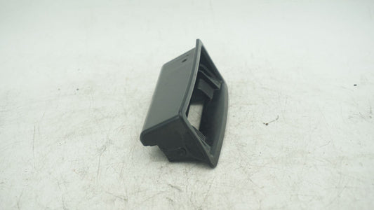 AUDI A3 8P FRONT ASHTRAY INSERT 8P0857575