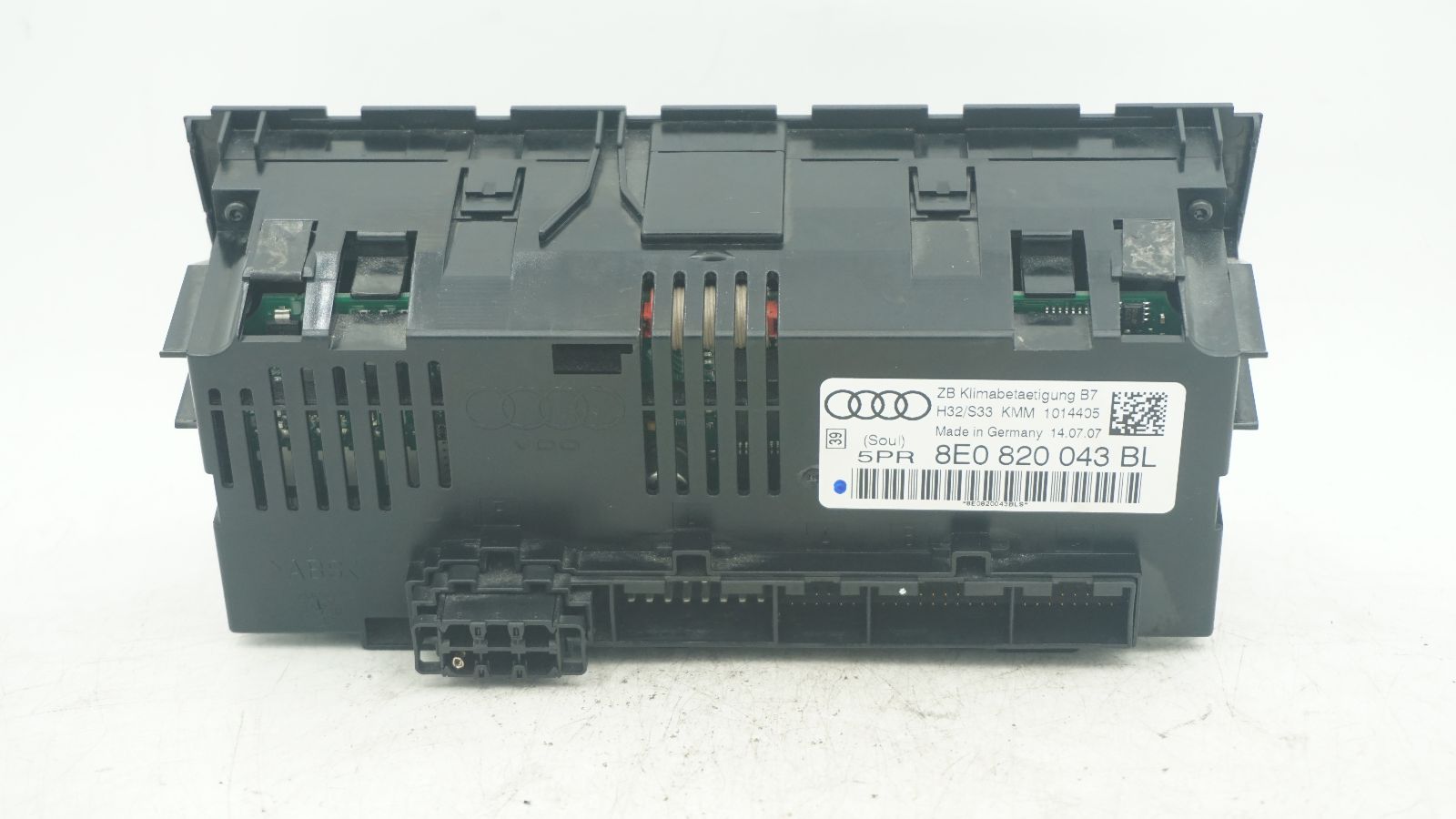 AUDI A4 B7 A/C HEATER CONTROLS 8E0820043BL