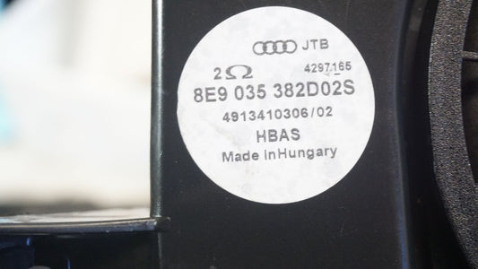 AUDI A4 B7 SUBWOOFER 8E9035382