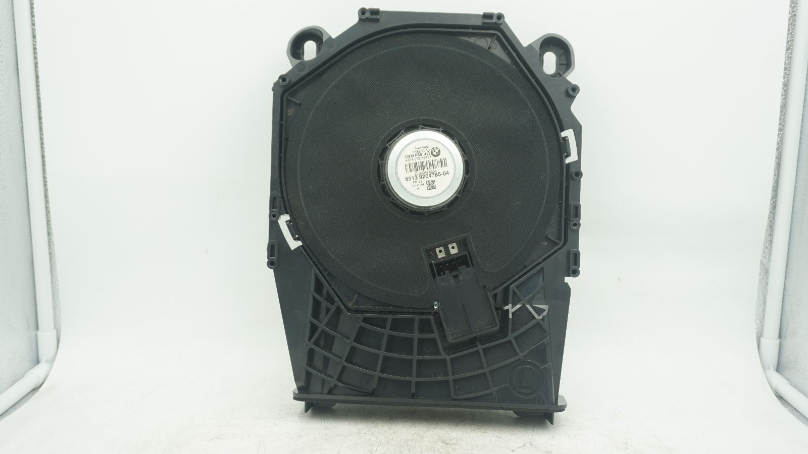 BMW E82 E87 E88 E90 E91 E92 LEFT PASSENGER UNDER SEAT SUBWOOFER 9204785