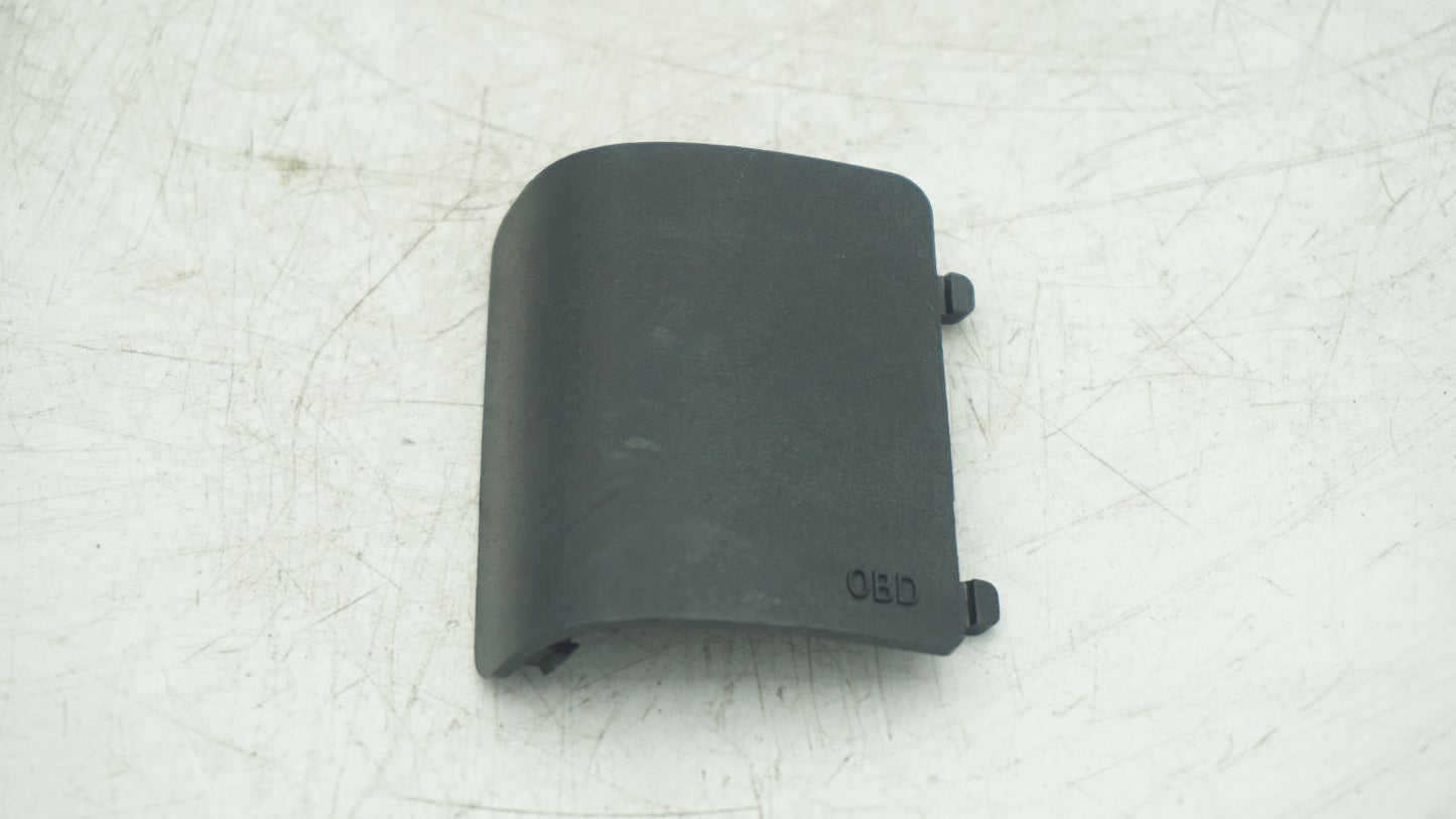 BMW 1 SERIES E82 E87 E88 OBD COVER TRIM BLACK 7144920