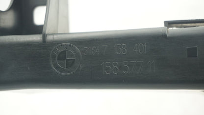 BMW 3 SERIES E90 LCI LHS PASSENGER HEADLIGHT BRACKET 7138401