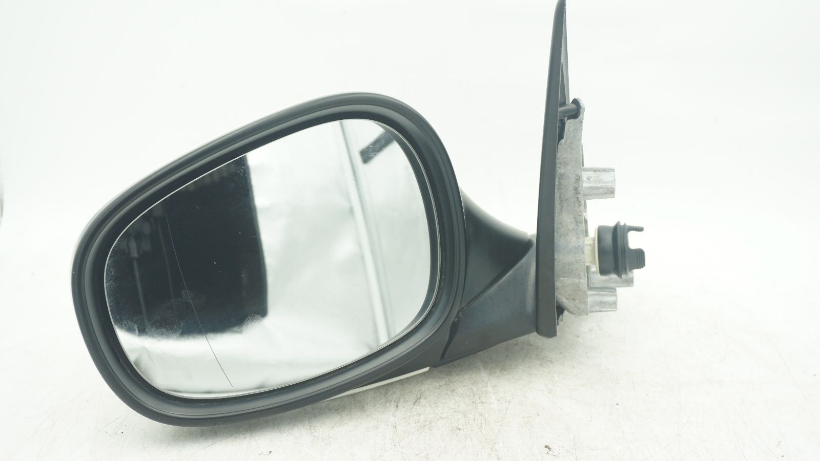 BMW 1 SERIES E82 E88 LHS PASSENGER MIRROR WHITE