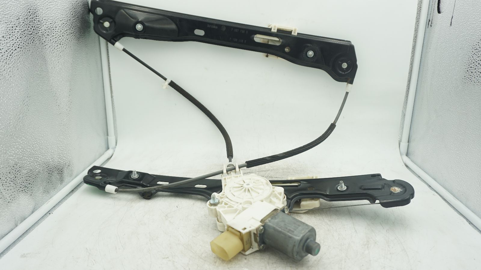 BMW 1 SERIES E81 E87 FRONT RIGHT DRIVERS WINDOW REGULATOR 7067796