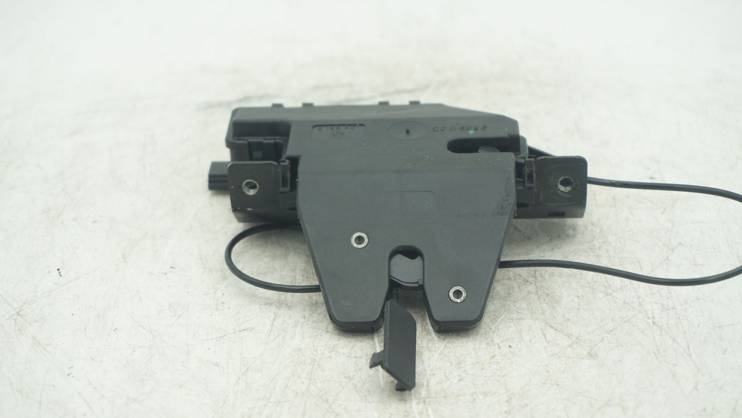 BMW 1 3 5 SERIES BOOT LOCKING MECHANISM 8196401