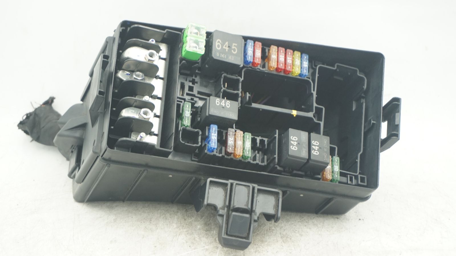 AUDI VW SKODA ENGINE BAY FUSE BOX 5Q0907361C