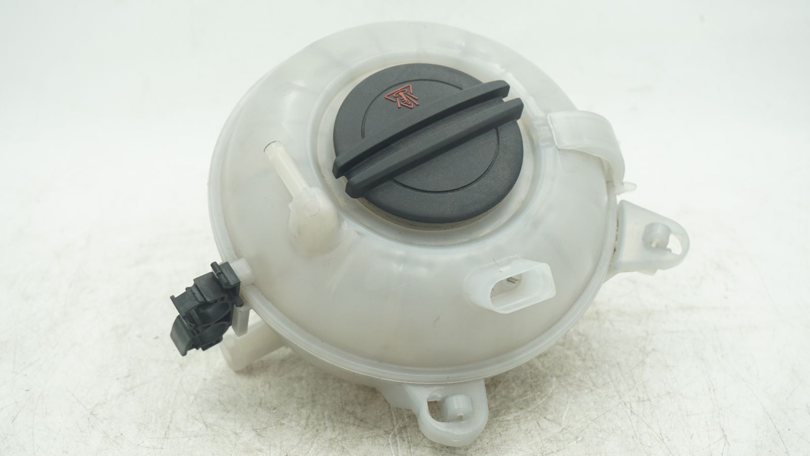 AUDI A3 8V VW GOLF MK7 COOLANT EXPANSION TANK 5Q0121407