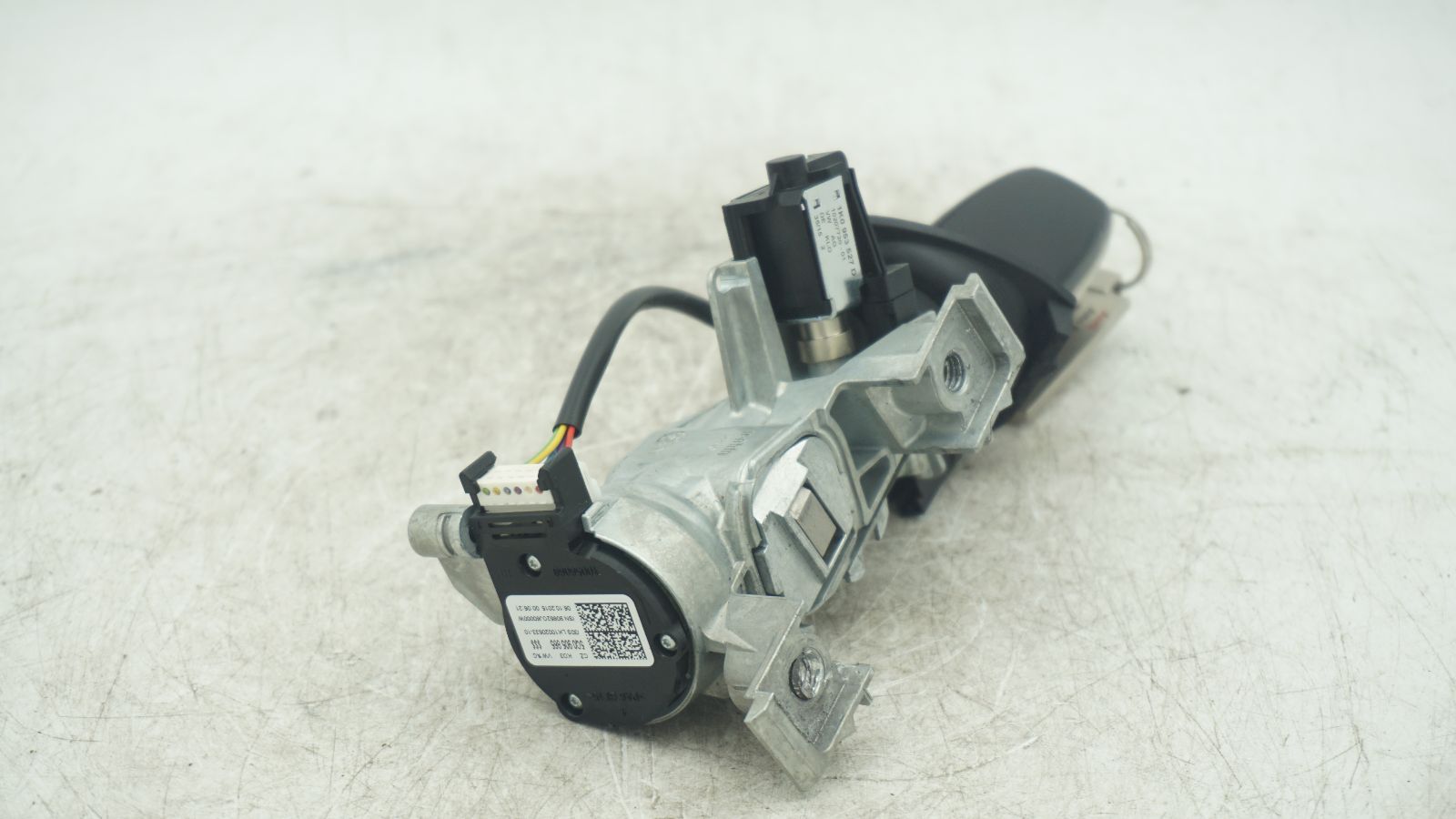 AUDI A3 8V IGNITION BARRELL WITH KEY 1K0905851