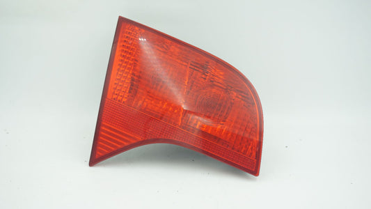 AUDI A4 8E LHS LEFT REAR TAILGATE LIGHT 8E9945093