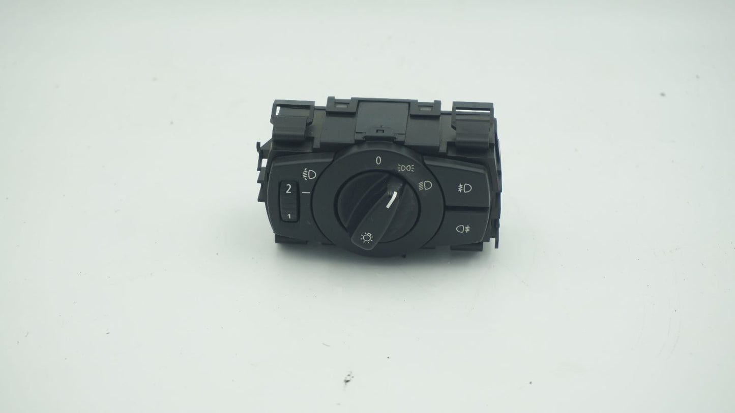 BMW 1 SERIES E82 E87 E88 HEADLIGHT SWITCH 6932794